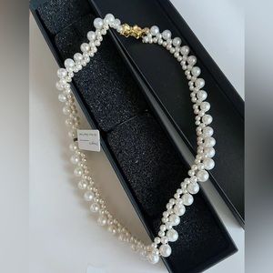 Luxurious Woven Pearl Necklace